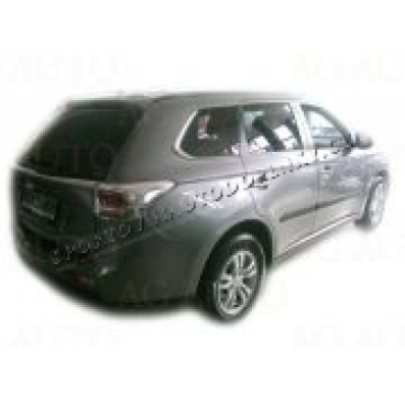 Mitsubishi Outlander, 2012- , boční lišty dveří